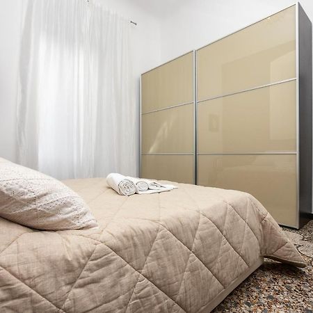Homes in Genoa - Gold&Silver Exterior foto